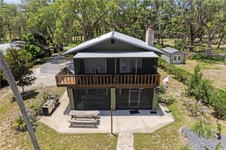 16645 W River Road, Inglis, FL 34449