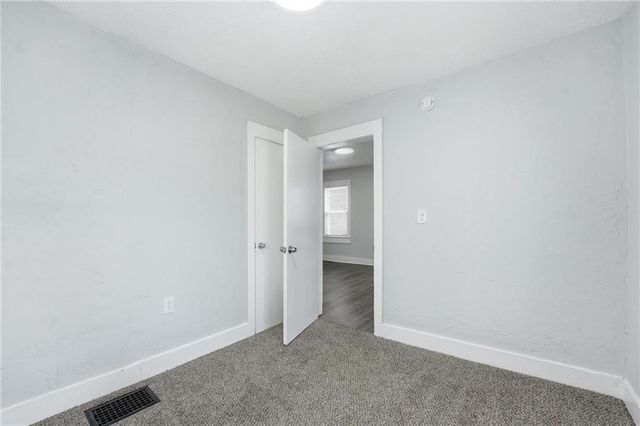 6915 Agnes Avenue, Kansas City, MO 64132
