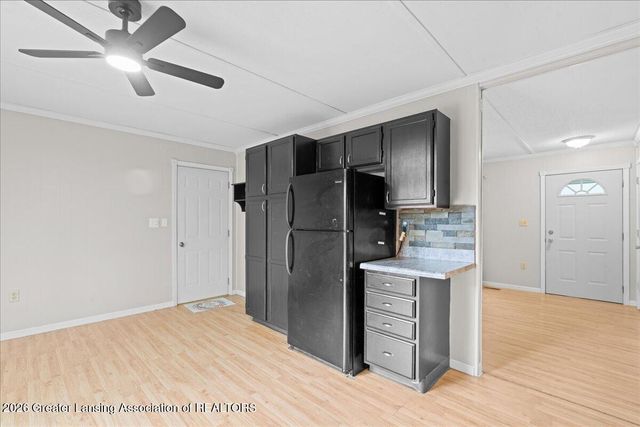 5701 Ashley Drive, Lansing, MI 48911
