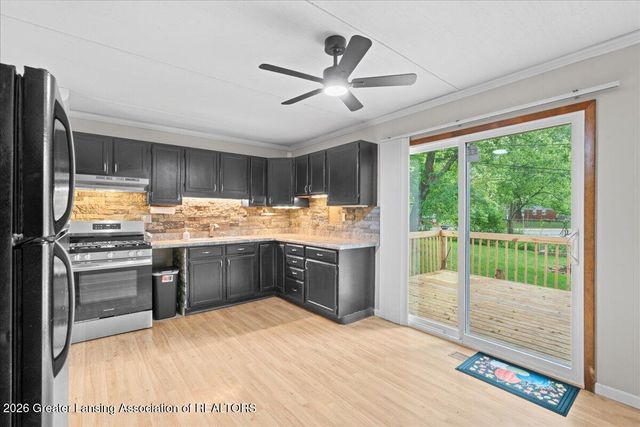 5701 Ashley Drive, Lansing, MI 48911