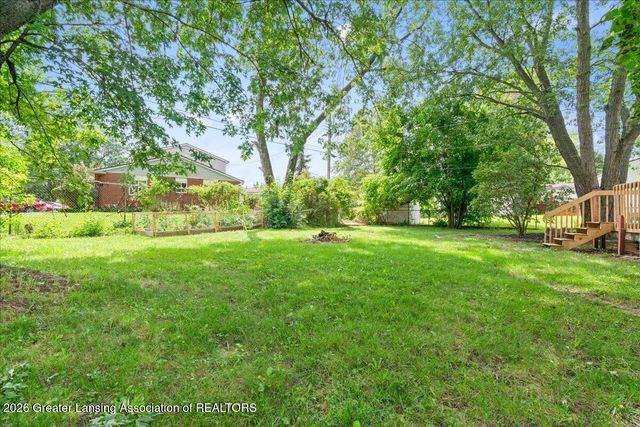 5701 Ashley Drive, Lansing, MI 48911