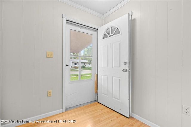 5701 Ashley Drive, Lansing, MI 48911