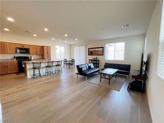 692 Bamboo Bend Place, Henderson, NV 89011