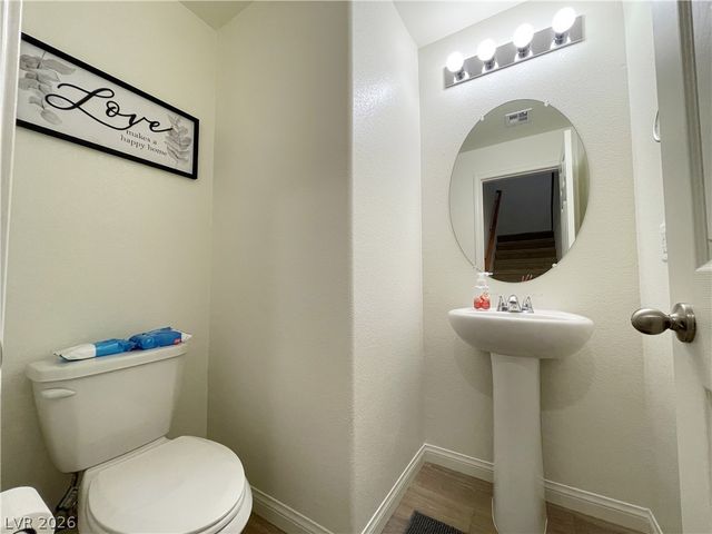 692 Bamboo Bend Place, Henderson, NV 89011