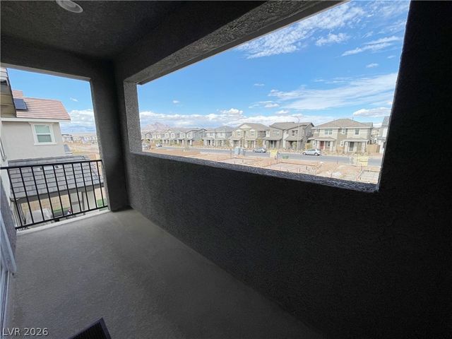 692 Bamboo Bend Place, Henderson, NV 89011