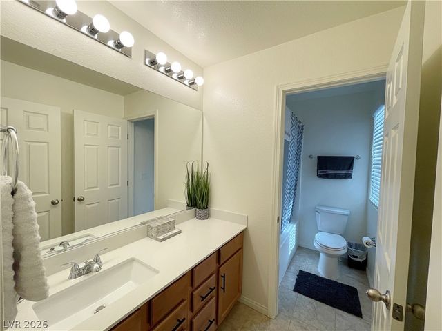 692 Bamboo Bend Place, Henderson, NV 89011