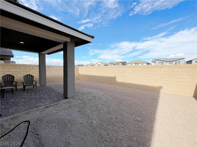 692 Bamboo Bend Place, Henderson, NV 89011