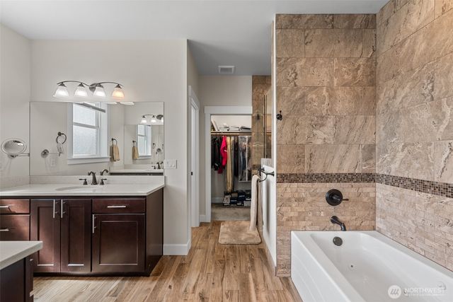 2741 SE Falcon View Drive, East Wenatchee, WA 98802