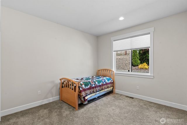 2741 SE Falcon View Drive, East Wenatchee, WA 98802