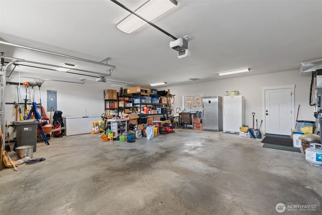 2741 SE Falcon View Drive, East Wenatchee, WA 98802