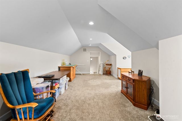 2741 SE Falcon View Drive, East Wenatchee, WA 98802