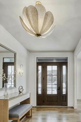 1652 N Lake Charles Drive, Vernon Hills, IL 60061