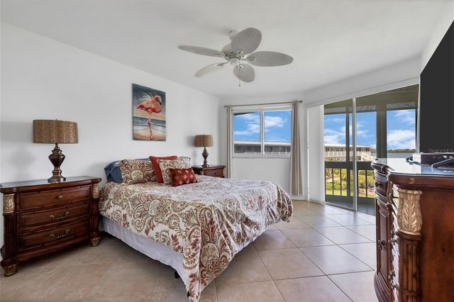 769 JOHN RINGLING BOULEVARD 36EXET, Sarasota, FL 34236