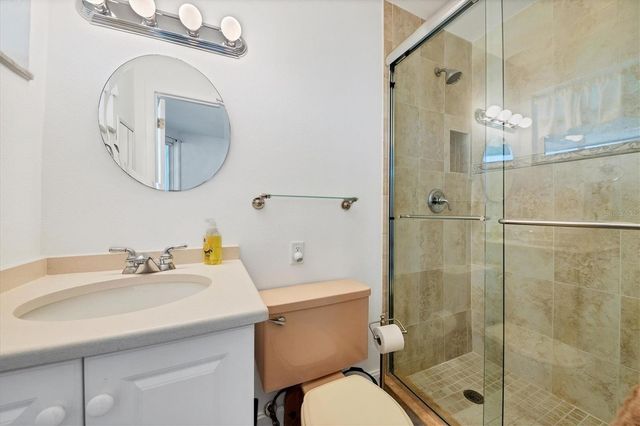 769 JOHN RINGLING BOULEVARD 36EXET, Sarasota, FL 34236