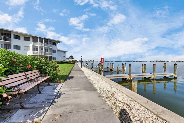 769 JOHN RINGLING BOULEVARD 36EXET, Sarasota, FL 34236