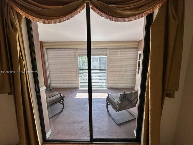 20341 NE 30th Avenue PH2-6, Aventura, FL 33180