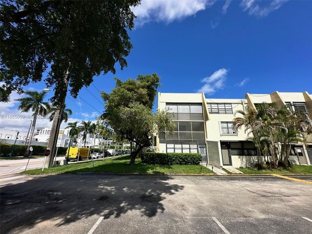 20341 NE 30th Avenue PH2-6, Aventura, FL 33180