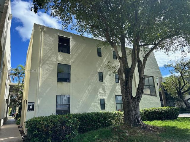 20341 NE 30th Avenue PH2-6, Aventura, FL 33180