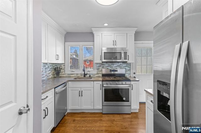 404 Simons Avenue, Hackensack, NJ 07601