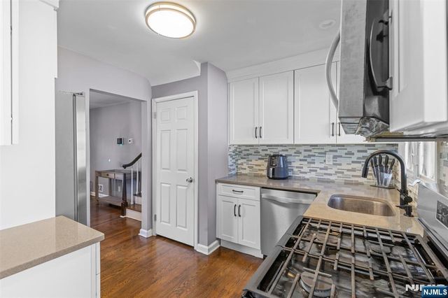 404 Simons Avenue, Hackensack, NJ 07601