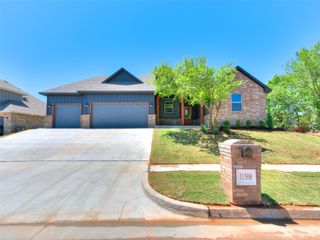 11508 NW 102nd Street, Yukon, OK 73099