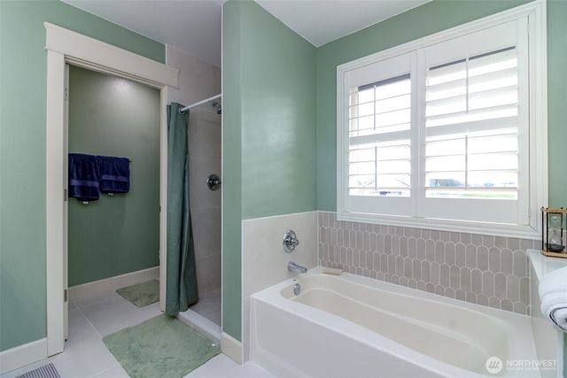 15120 Daffodil Street Ct E, Sumner, WA 98390