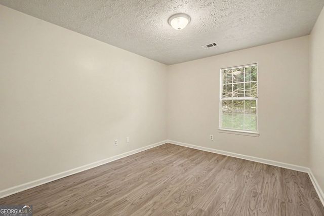 529 Bluff Court, Woodstock, GA 30188