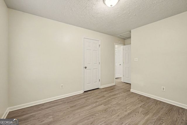 529 Bluff Court, Woodstock, GA 30188