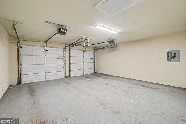 529 Bluff Court, Woodstock, GA 30188