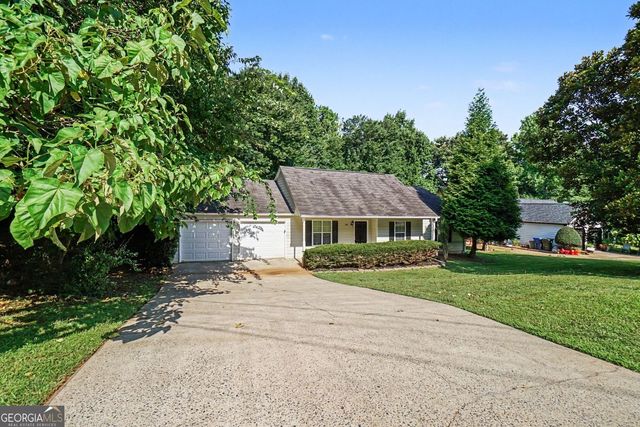 529 Bluff Court, Woodstock, GA 30188