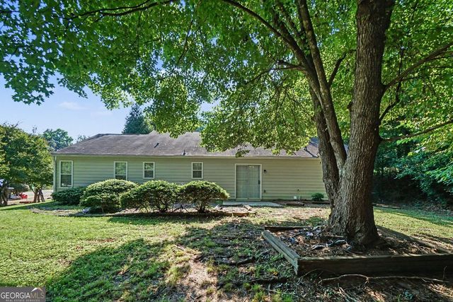 529 Bluff Court, Woodstock, GA 30188