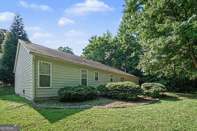 529 Bluff Court, Woodstock, GA 30188