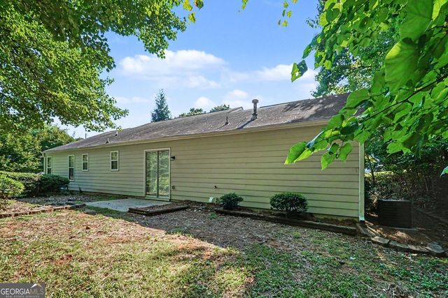 529 Bluff Court, Woodstock, GA 30188