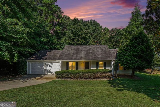 529 Bluff Court, Woodstock, GA 30188