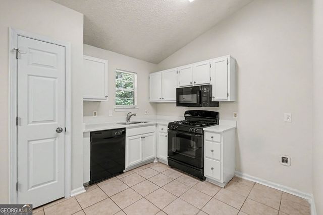 529 Bluff Court, Woodstock, GA 30188