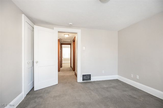 2078 18 Street SW, Akron, OH 44314