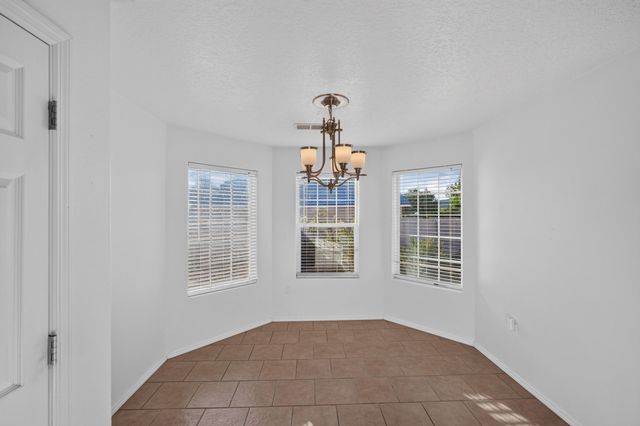 1265 Parkview Drive, Los Lunas, NM 87031