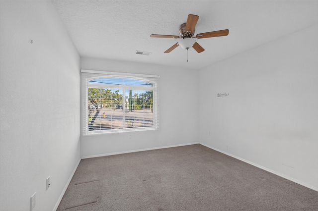 1265 Parkview Drive, Los Lunas, NM 87031