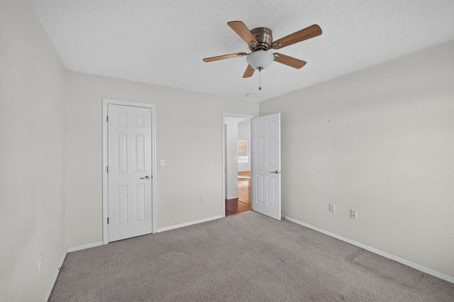 1265 Parkview Drive, Los Lunas, NM 87031