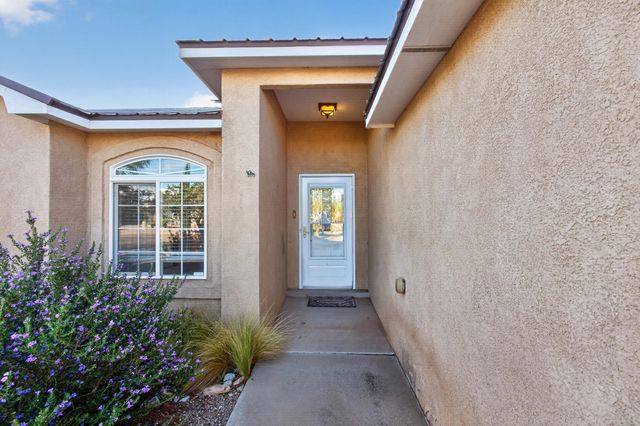 1265 Parkview Drive, Los Lunas, NM 87031