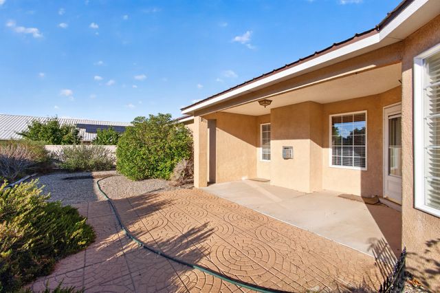 1265 Parkview Drive, Los Lunas, NM 87031