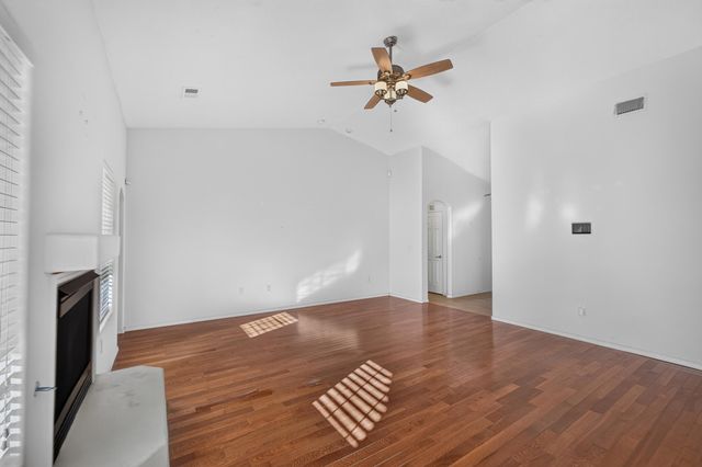 1265 Parkview Drive, Los Lunas, NM 87031