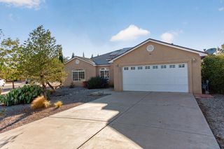 1265 Parkview Drive, Los Lunas, NM 87031