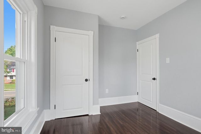 102 FOUNTAIN AVE, Burlington, NJ 08016