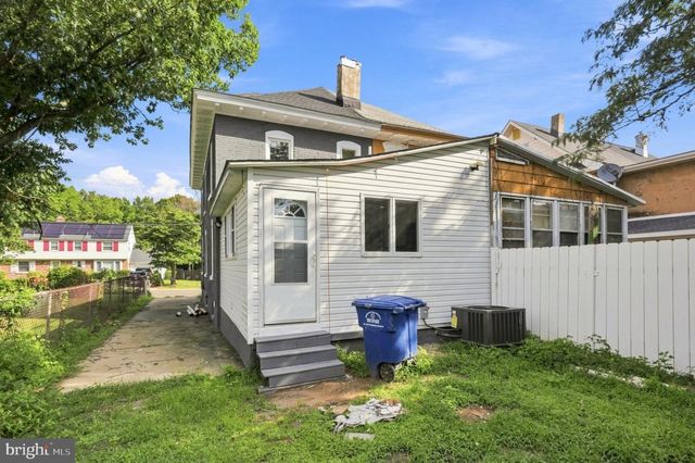102 FOUNTAIN AVE, Burlington, NJ 08016