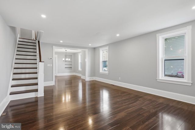 102 FOUNTAIN AVE, Burlington, NJ 08016