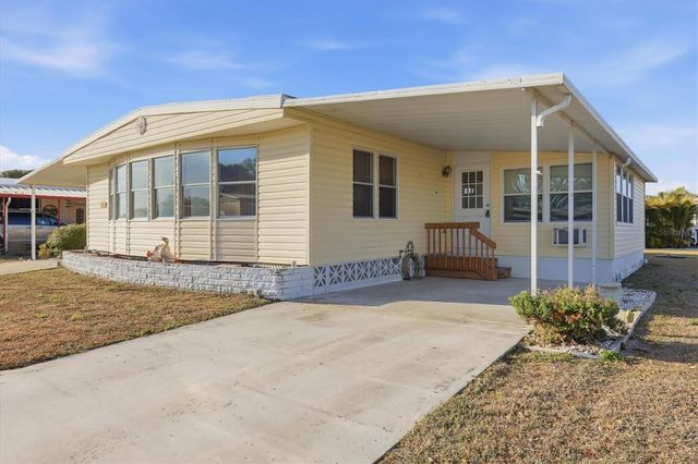 6710 36TH AVENUE E 201, Palmetto, FL 34221