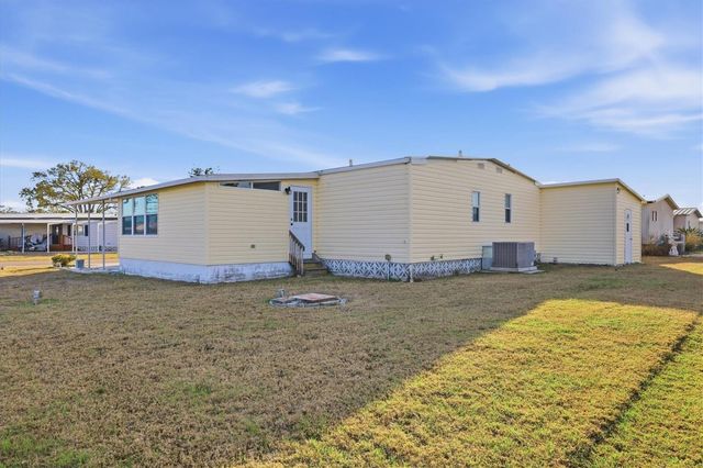 6710 36TH AVENUE E 201, Palmetto, FL 34221