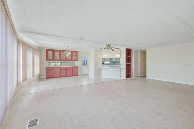 6710 36TH AVENUE E 201, Palmetto, FL 34221