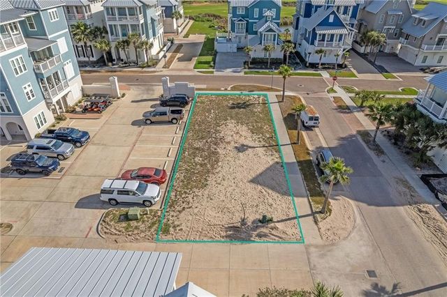 125 Cattail St, Port Aransas, TX 78373